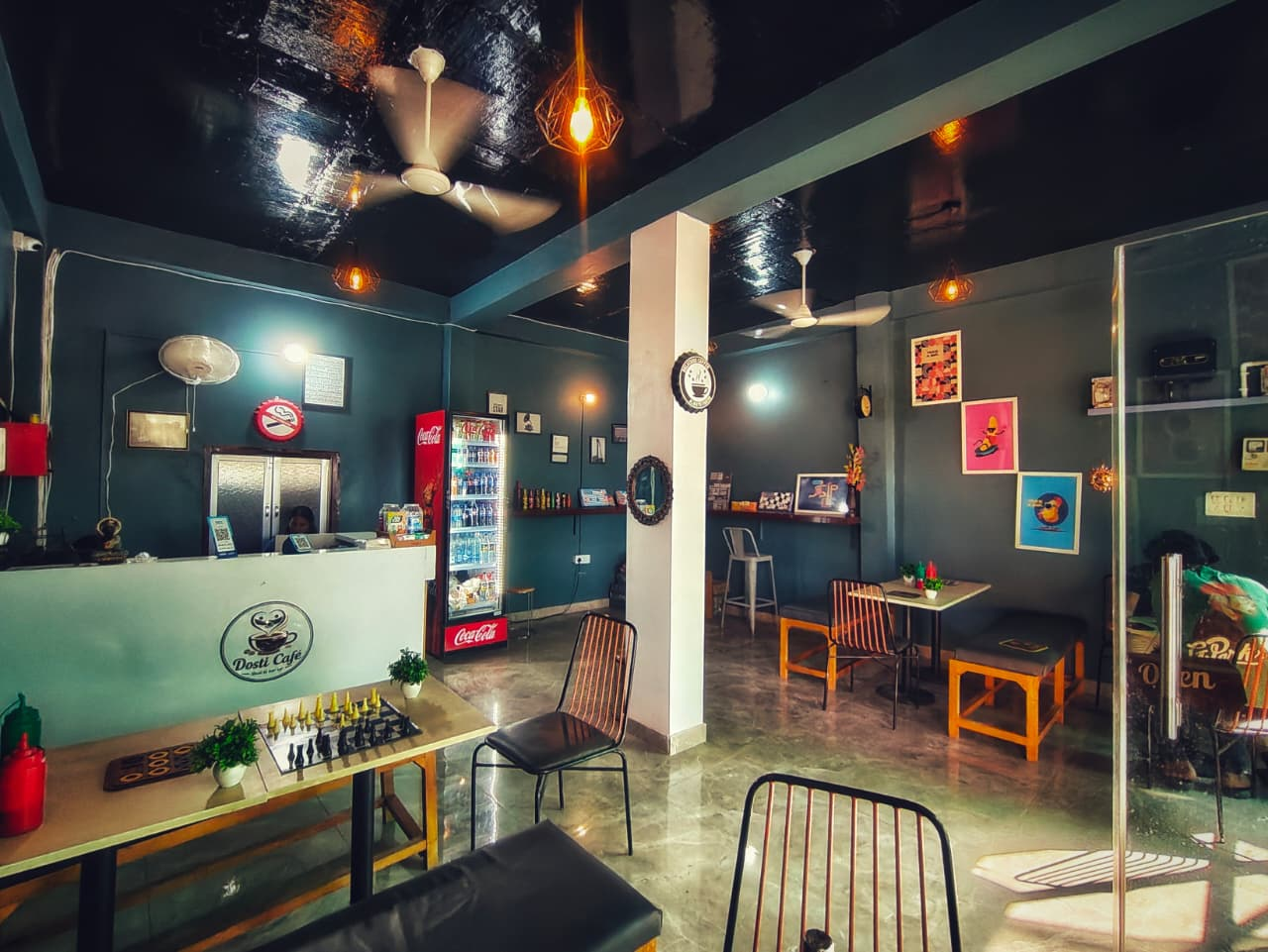 Dosti Cafe